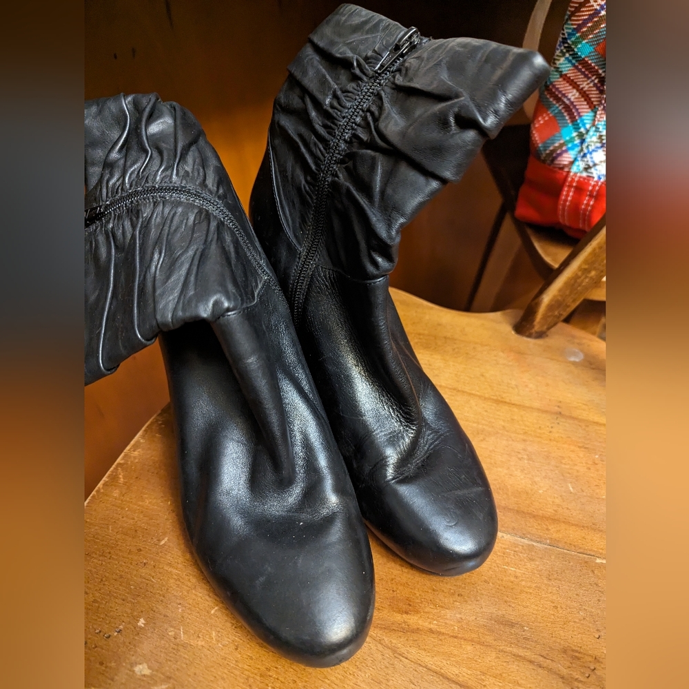 Worthington Black Ankle Boots  Sz 10M